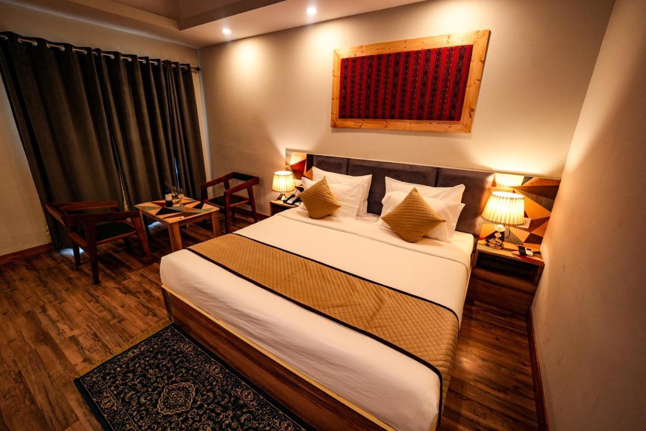 Hotel Square One By D'Polo Dharamshala Exterior foto