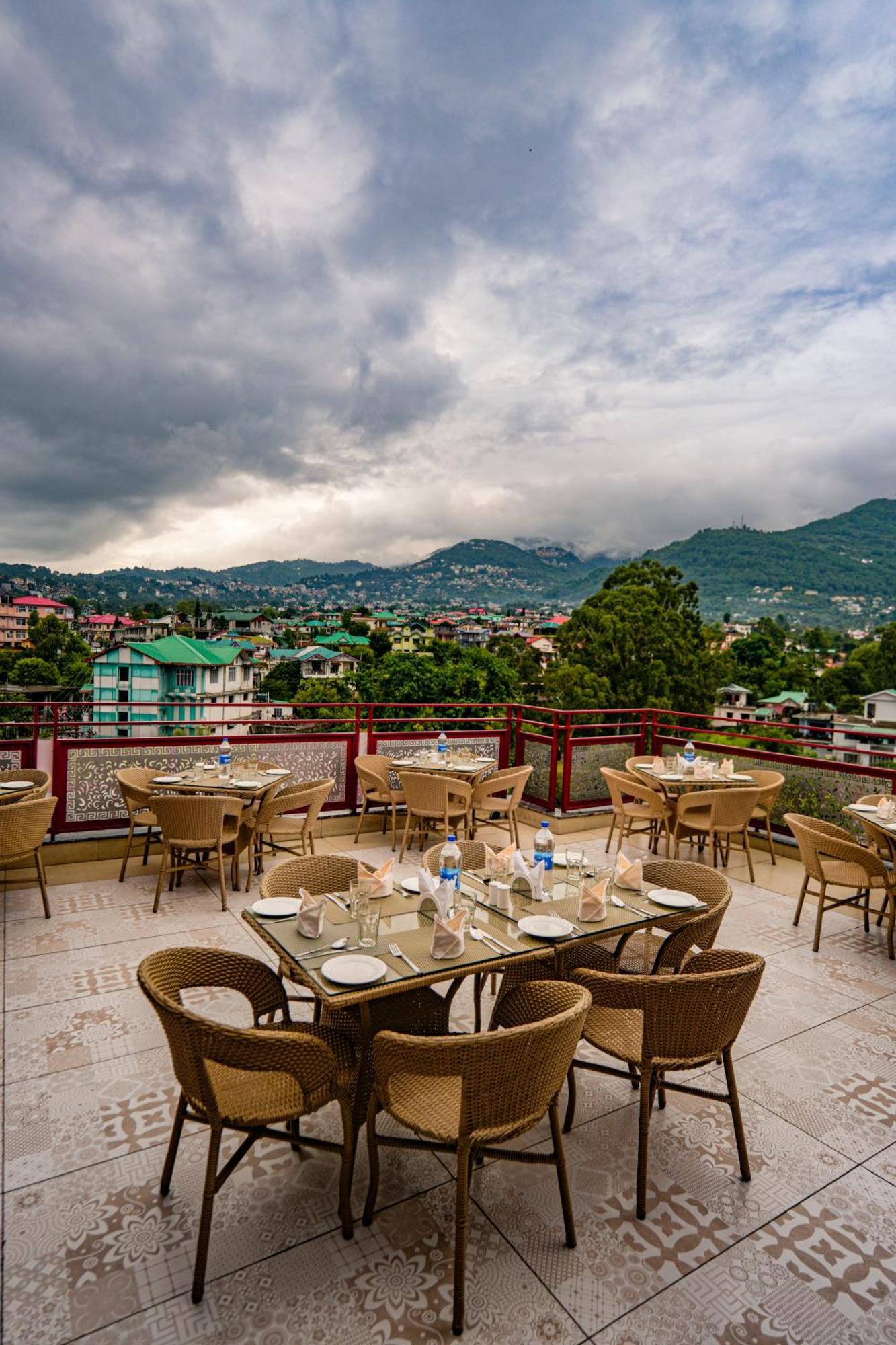 Hotel Square One By D'Polo Dharamshala Exterior foto
